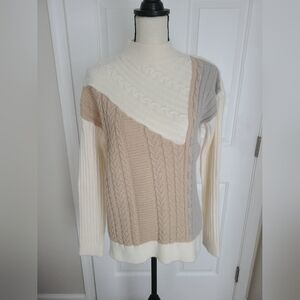 NWOT Mystree Cream Tan And Gray Cable Knit Sweater